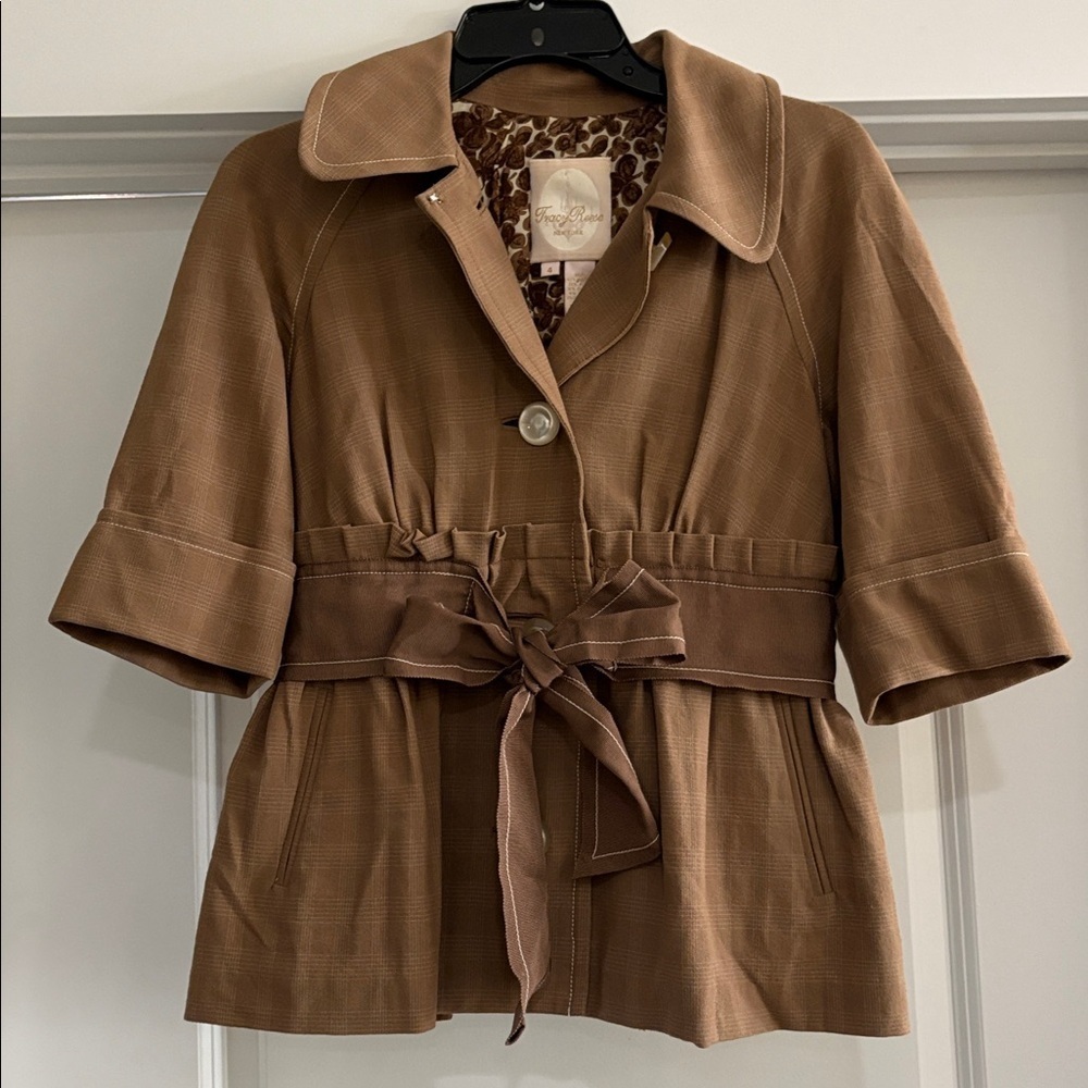 Tracy Reese New York camel color / tan Blazer Grosgrain Accents Sz 4 Silk lined